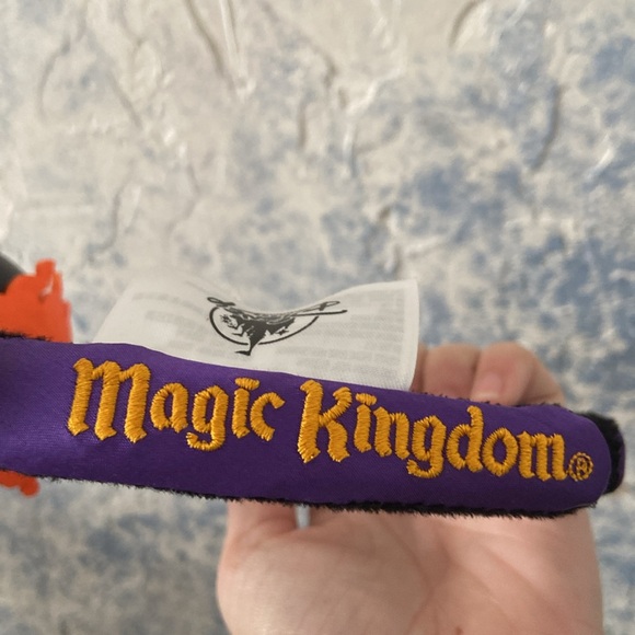 Disney Magic Kingdom Walt Disney World Hocus Pocus Ears - Picture 6 of 6